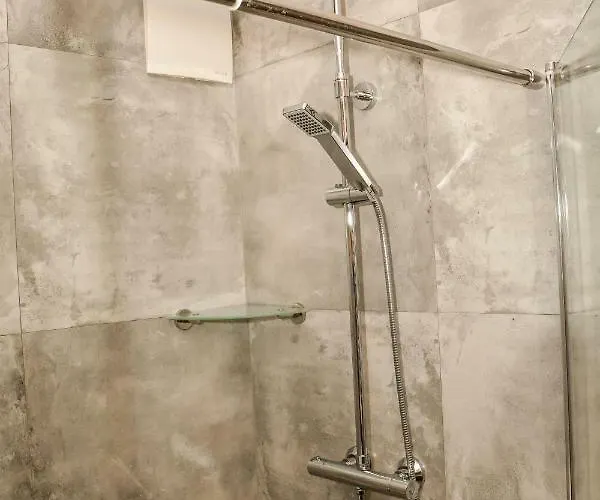 34 Klimatyzowany * غدينيا